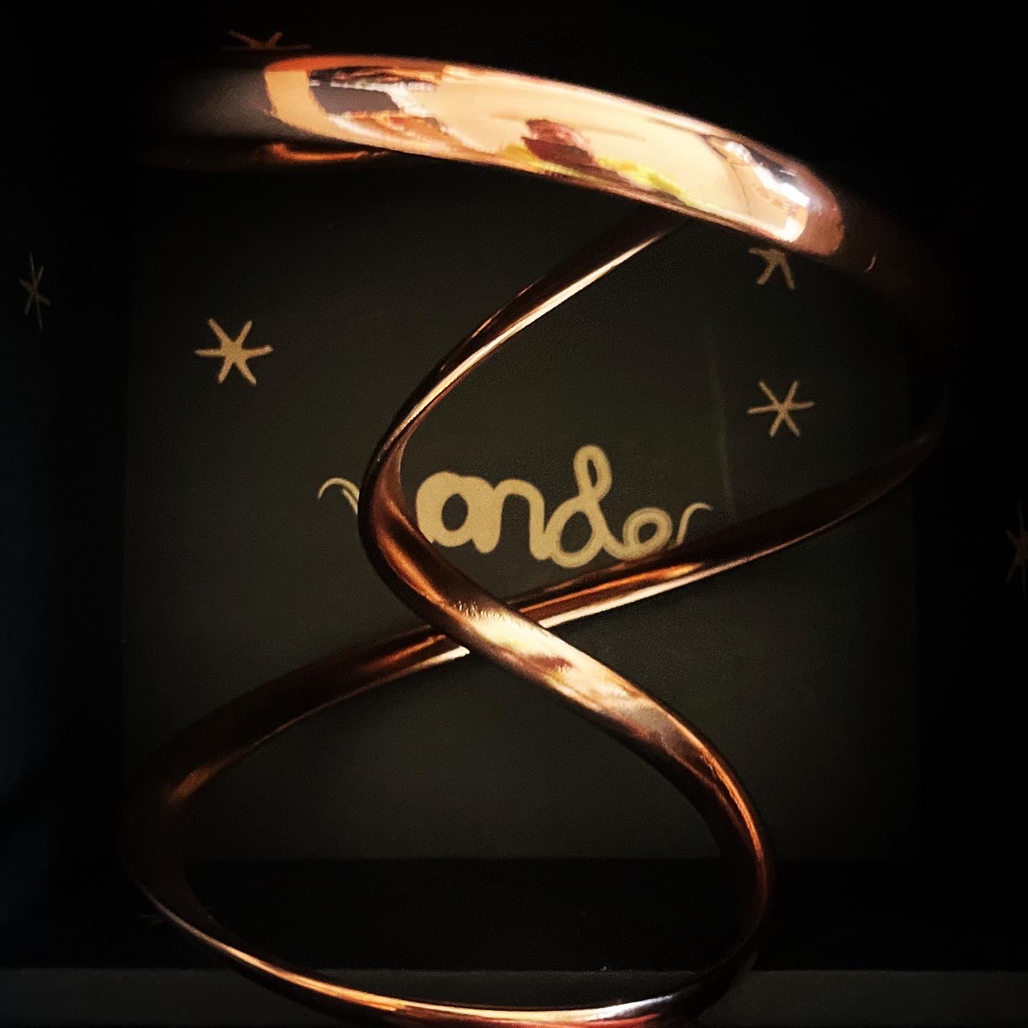 An early glowing Wonder sculpture